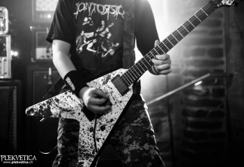 Hellvetica @ Das O, Spiez