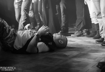 Constraint - Photo By Dänu