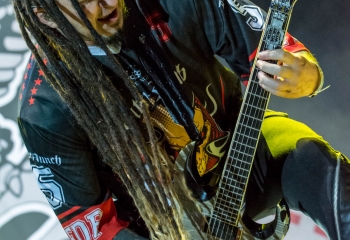 Five Finger Dead Punch- Photo By Marc