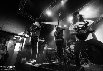 FRANK NEEDS HELP - Photo By Dänu