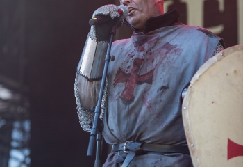 Heimataerde - Photo By Dänu