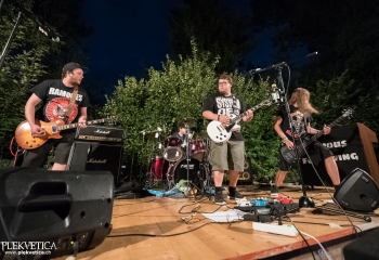 Of Deers and Pilots - Photo By Dänu