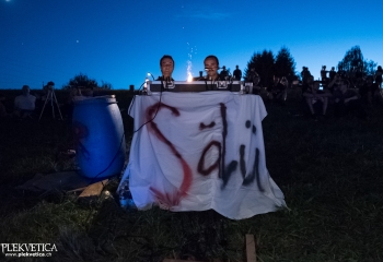 Of Deers and Pilots - Photo By Dänu