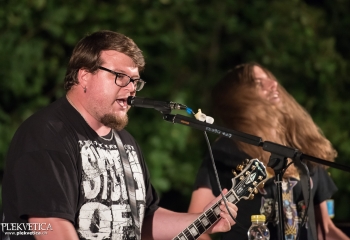 Of Deers and Pilots - Photo By Dänu