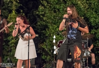 Previous To Following - Photo By Dänu