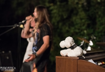 Previous To Following - Photo By Dänu