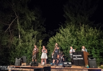 Previous To Following - Photo By Dänu