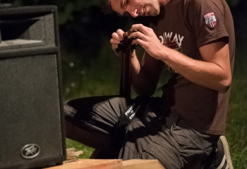 Previous To Following - Photo By Dänu