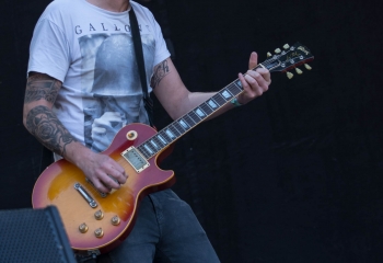 Überyou - Photo By Marc