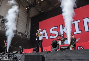 Asking Alexandria - Photo by Marc