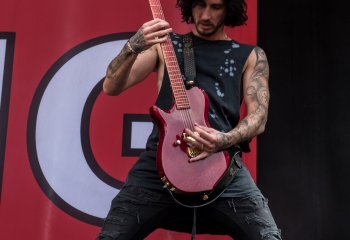 Asking Alexandria - Photo by Marc