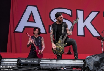 Asking Alexandria - Photo by Marc