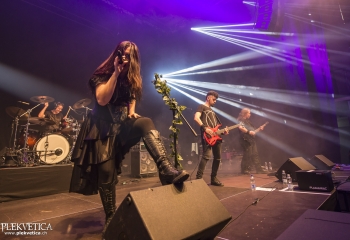 Bare Infinity - Photo By Dänu