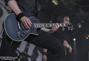 Bloodred Hourglass - Photo By Dänu