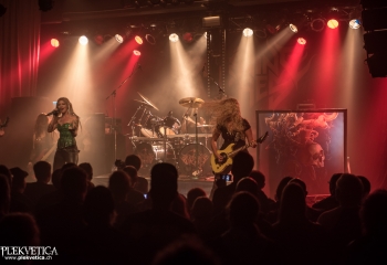 Burning Witches - Photo by Marc