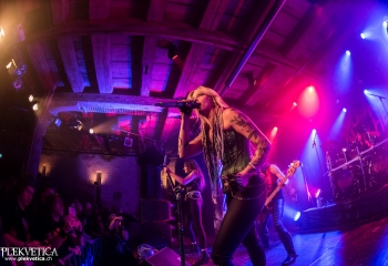 Burning Witches - Photo by Marc