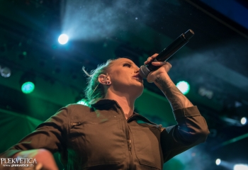 Butcher Babies - Photo by Marc