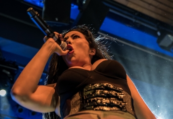 Butcher Babies - Photo by Marc