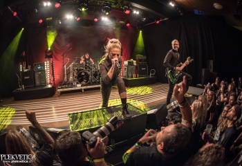 Butcher Babies - Photo by Marc