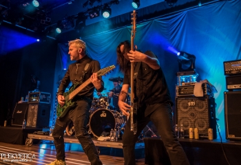 Butcher Babies - Photo by Marc