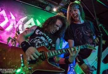 Comaniac- Photo by Marc