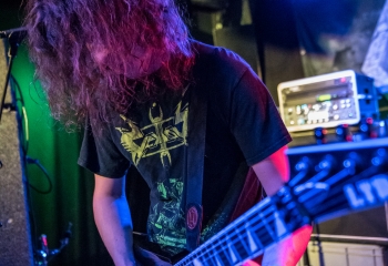 Comaniac- Photo by Marc