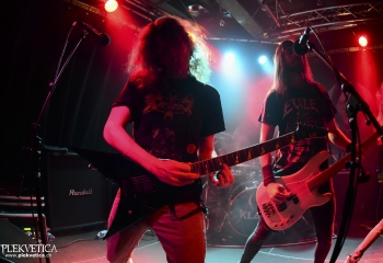 Comaniac - Photo By Nati