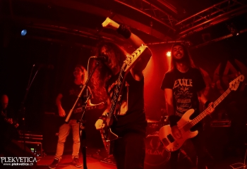 Comaniac - Photo By Nati