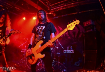 Comaniac - Photo By Nati