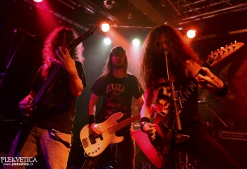 Comaniac - Photo By Nati