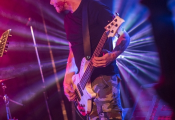 Constraint - Photo By Dänu