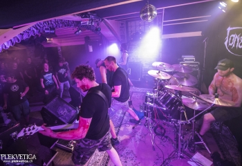 Constraint - Photo By Dänu