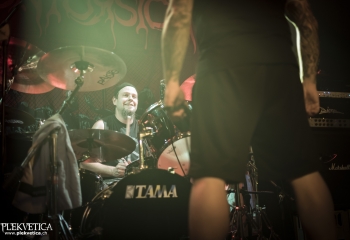 Contorsion - Photo By Dänu