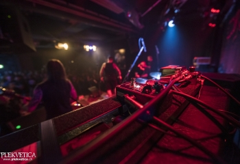 Contorsion - Photo By Dänu