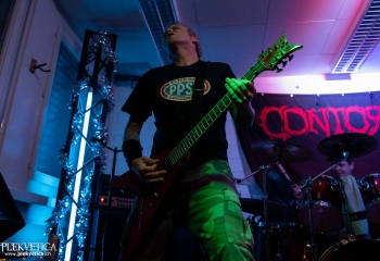 Controsion - Photo by Nati