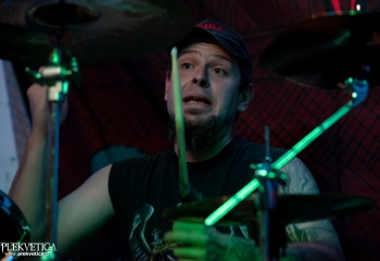 Controsion - Photo by Nati