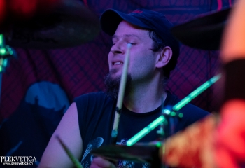 Controsion - Photo by Nati