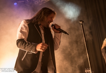 Crystal Ball - Photo by Marc