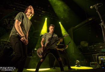 Currents - Photo by Marc