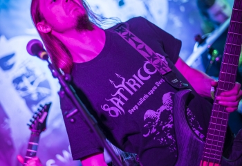 DEFACED - Photo By Dänu