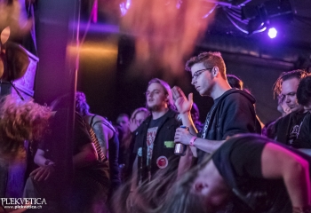 DEFACED - Photo By Dänu