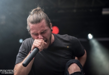 Defender - Photo by Marc