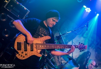 Elyria - Photo by Marc