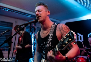 End Of Silence - Photo by Nati