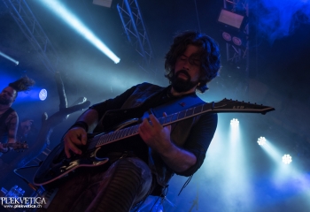 Equilibrium - Photo by Marc