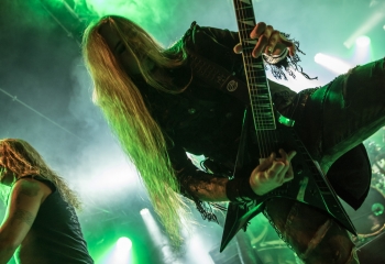 Equilibrium - Photo by Marc