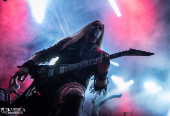 Equilibrium - Photo by Marc