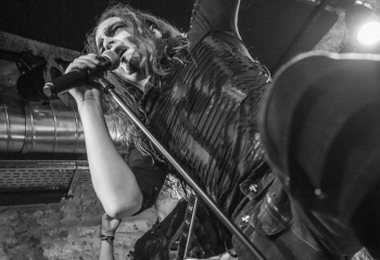 Frozen Gate - Photo By Dänu