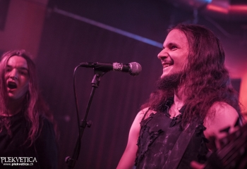 Frozen Gate - Photo By Dänu