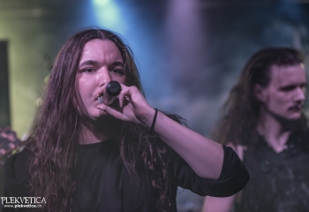 Frozen Gate - Photo By Dänu